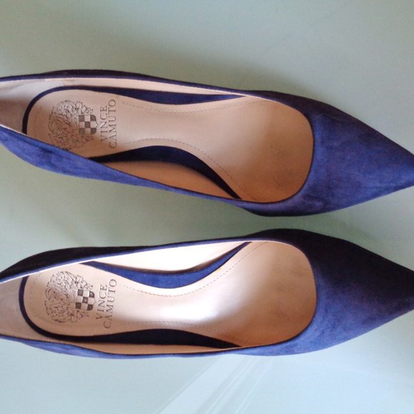 Vince Camuto Blue-Purple Suede Pointed Toe Pumps - Picture 2 of 8